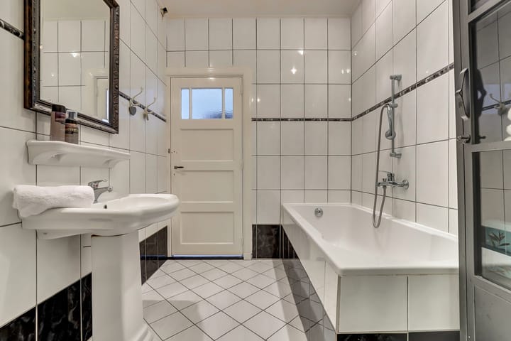 Photo 24 of Rijnweg 232