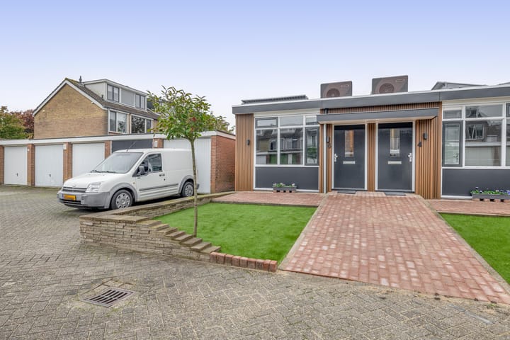 Foto 2 van Merelstraat 6