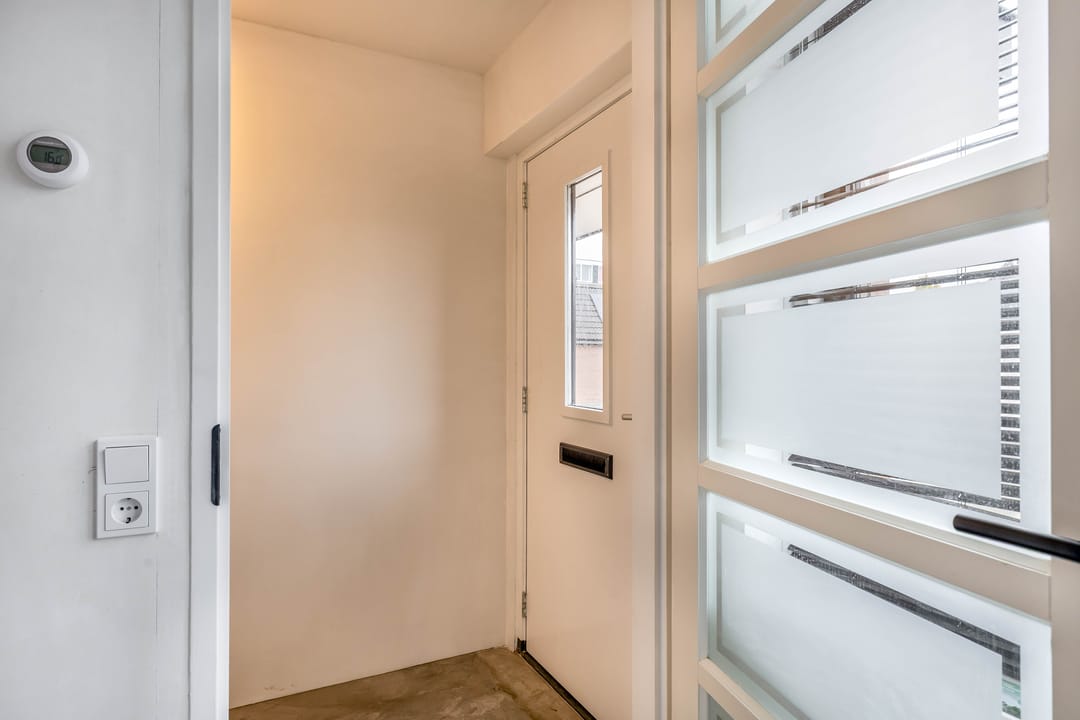 Photo 8 of Merelstraat 6