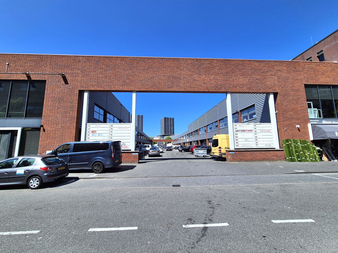 Bekijk foto 3 van Lulofsstraat 56