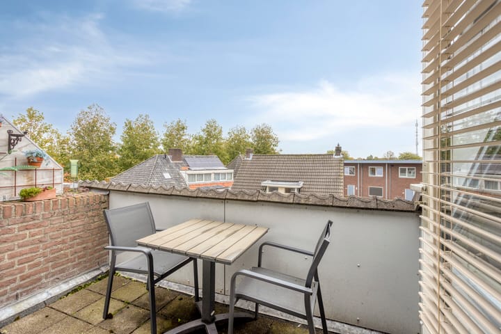 Photo 12 of Leeuwstraat 46