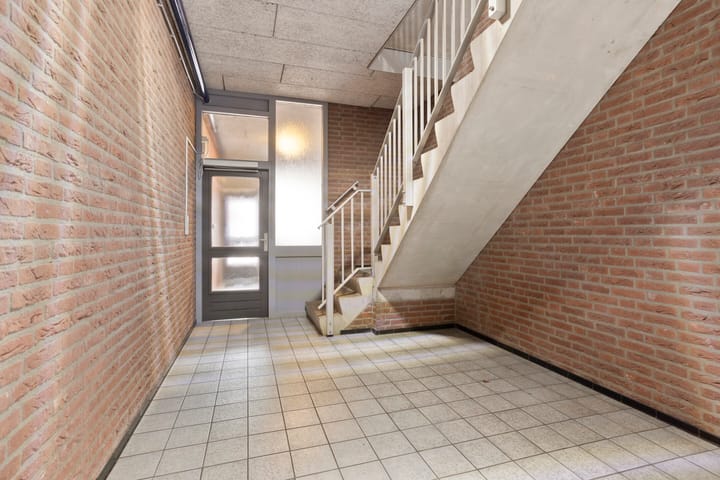 Photo 25 of Leeuwstraat 46