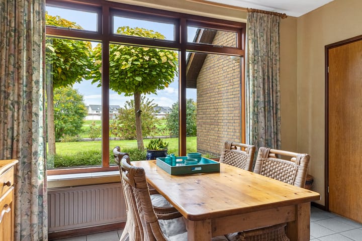 Photo 18 of van Bothnialaan 11