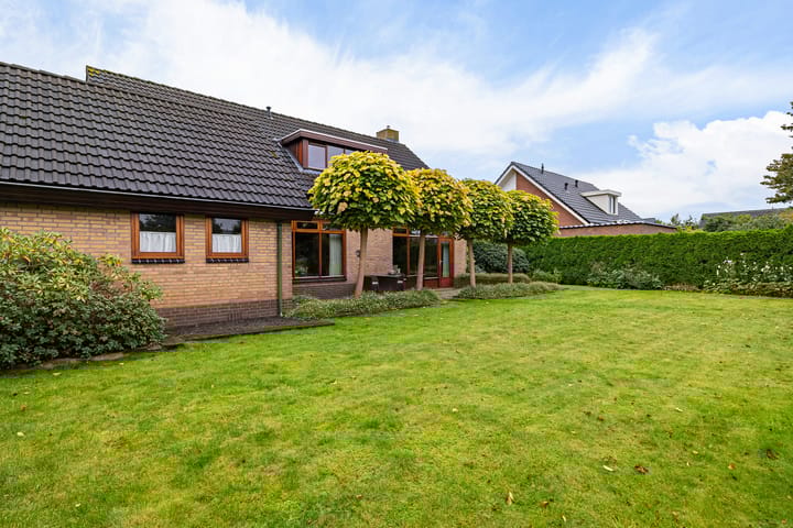 Photo 34 of van Bothnialaan 11