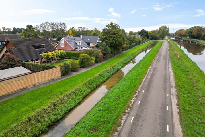 Photo 40 of van Bothnialaan 11