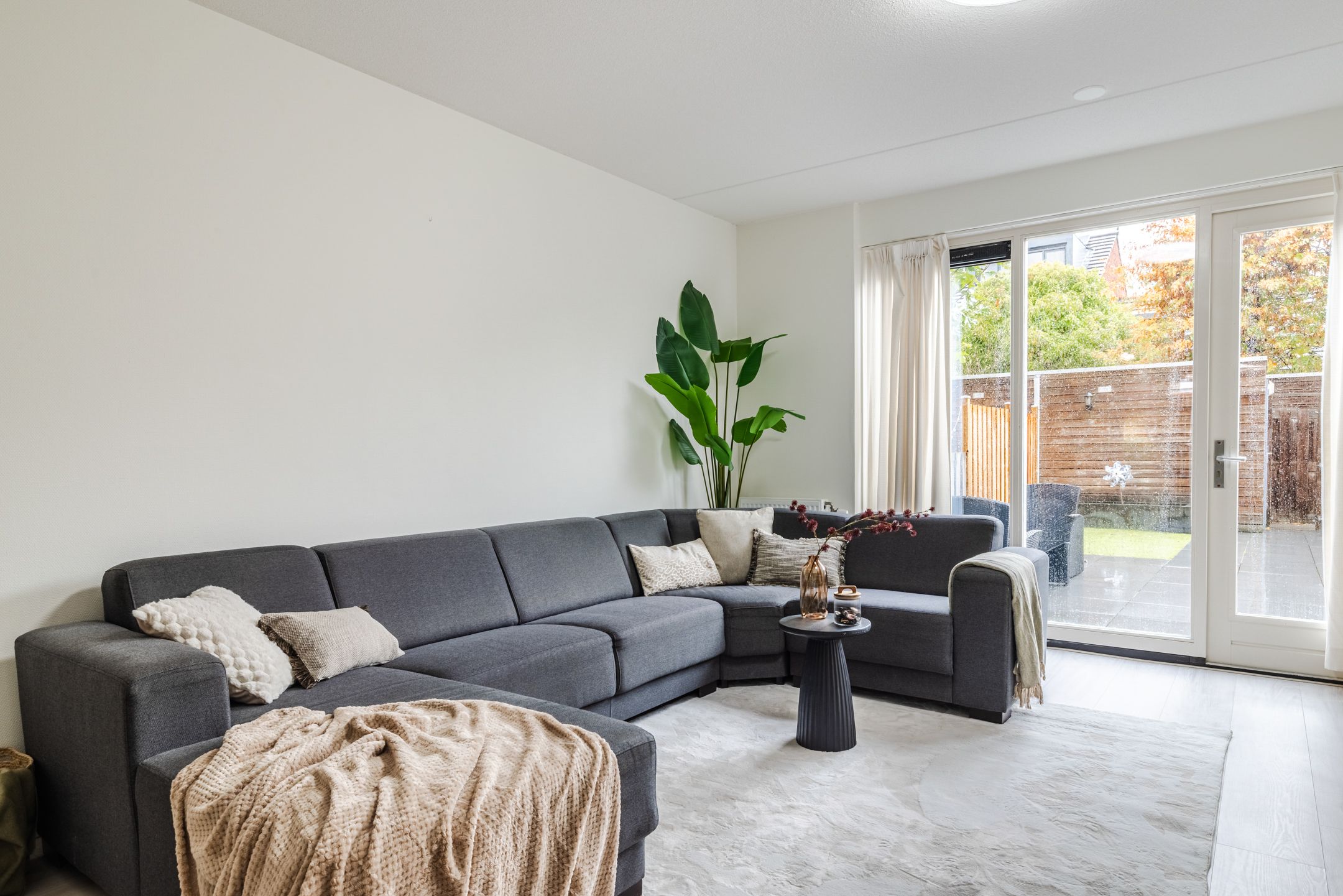 Foto 9 van Van den Broekstraat 36