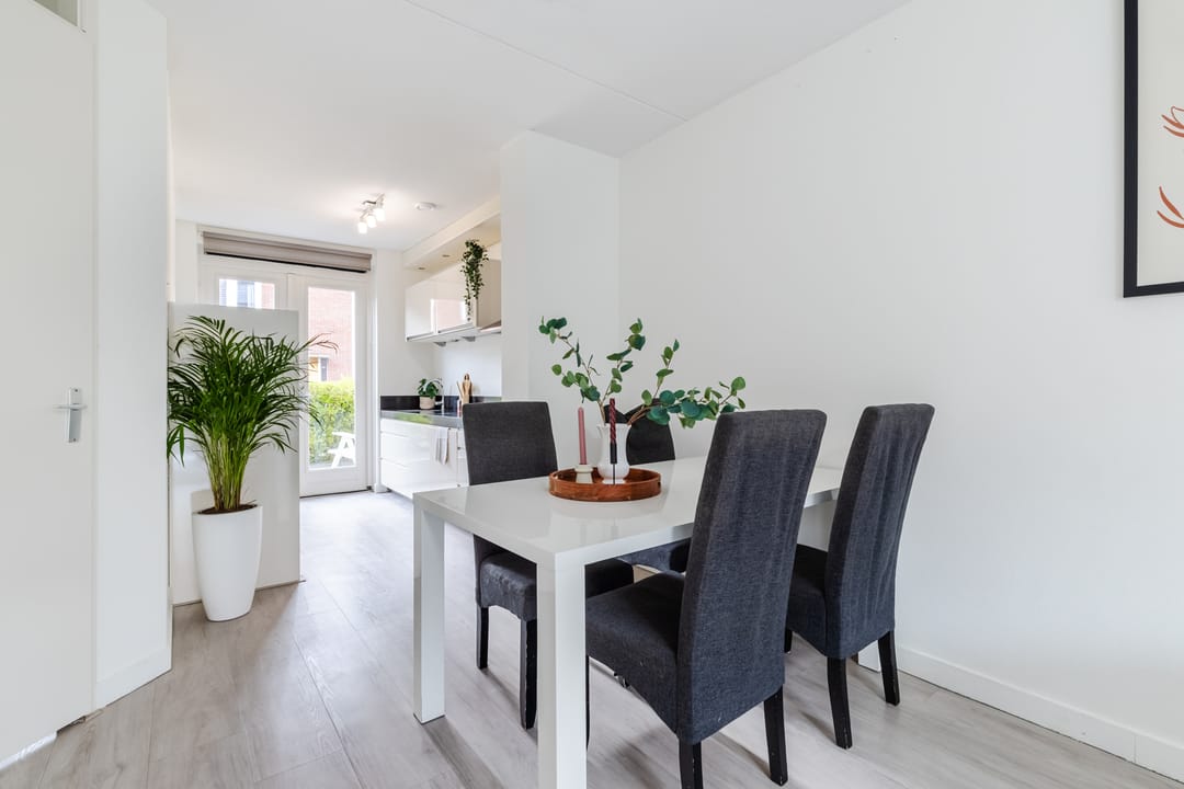 Foto 22 van Van den Broekstraat 36