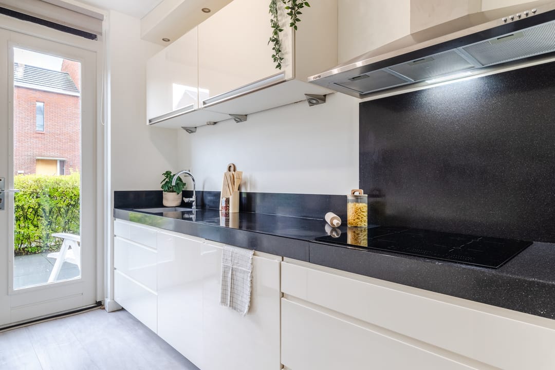 Foto 23 van Van den Broekstraat 36