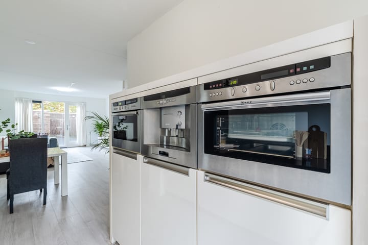 Foto 26 van Van den Broekstraat 36