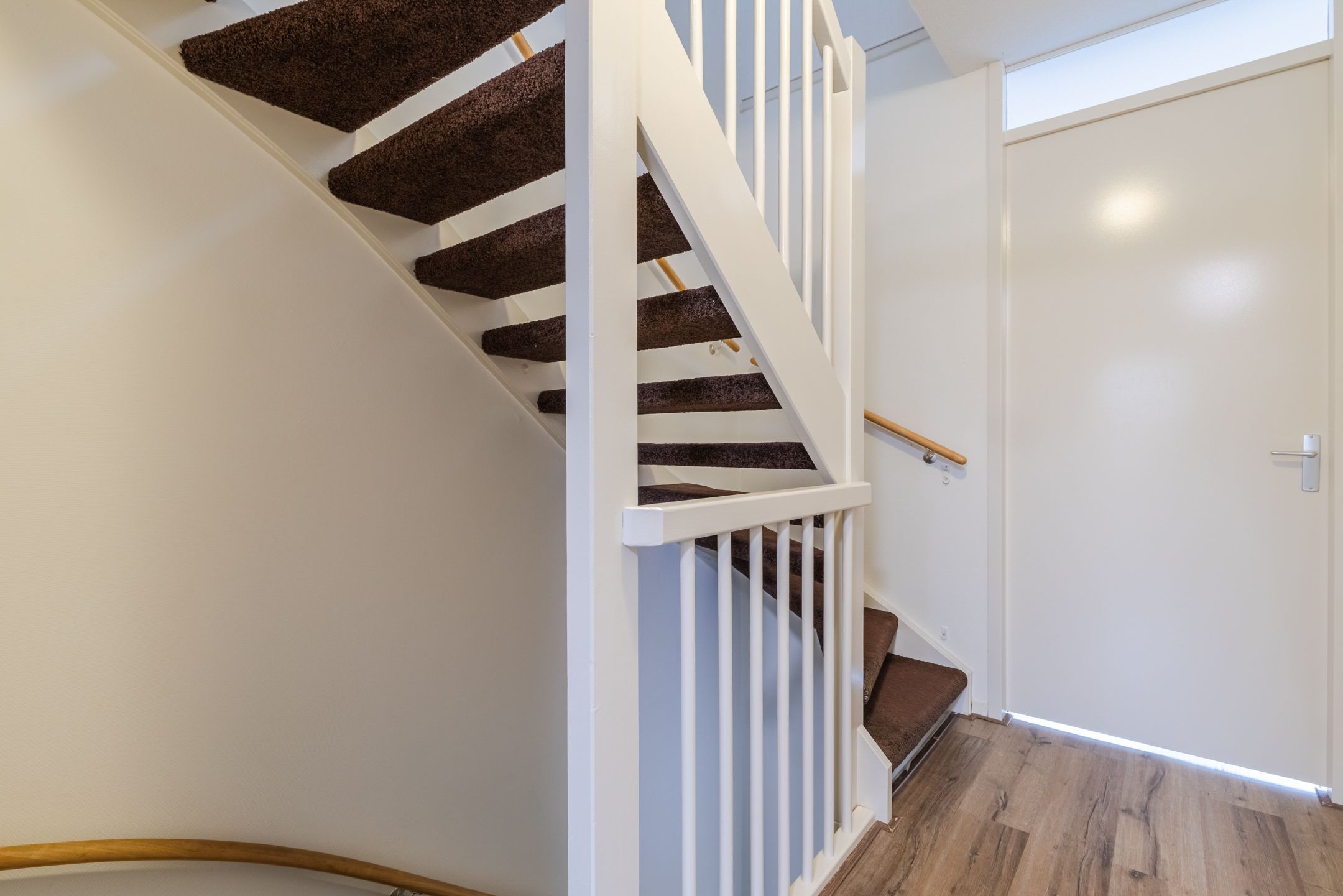 Foto 27 van Van den Broekstraat 36