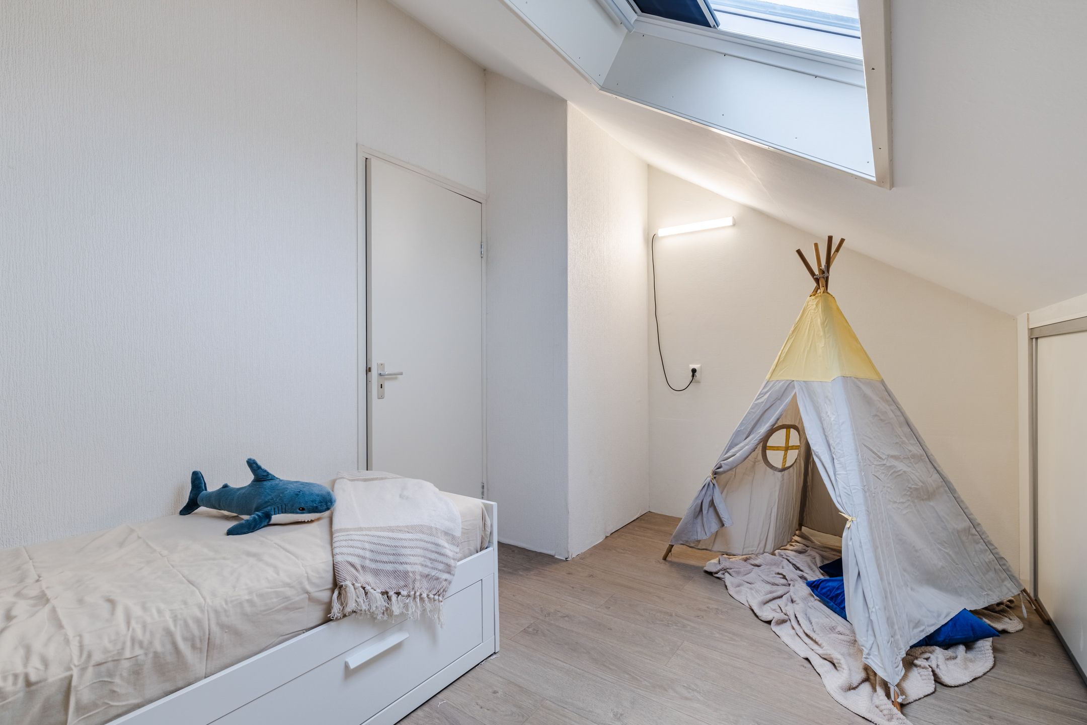 Foto 45 van Van den Broekstraat 36