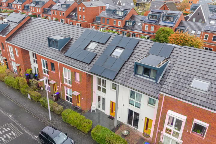 Foto 50 van Van den Broekstraat 36