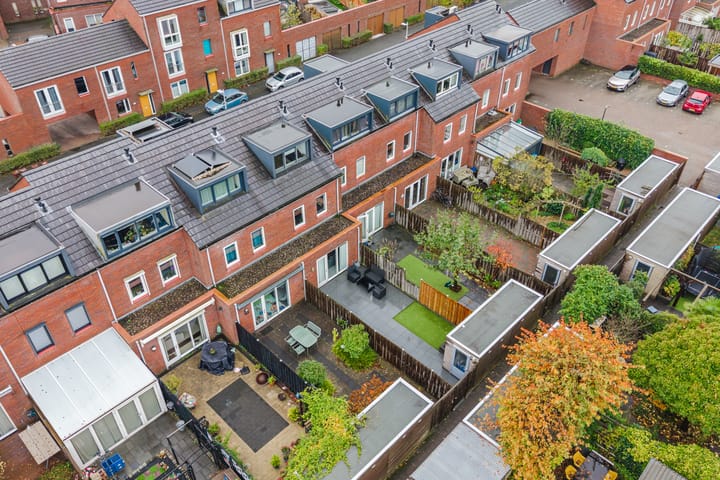 Foto 55 van Van den Broekstraat 36