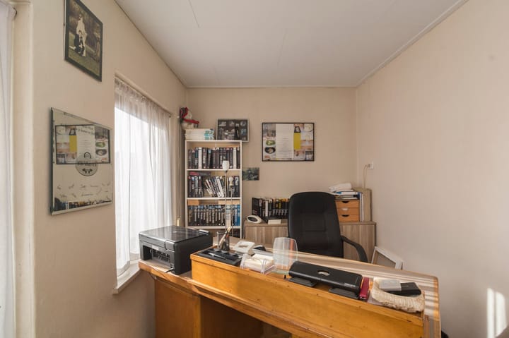 Photo 25 of Buijenstraat 19-A