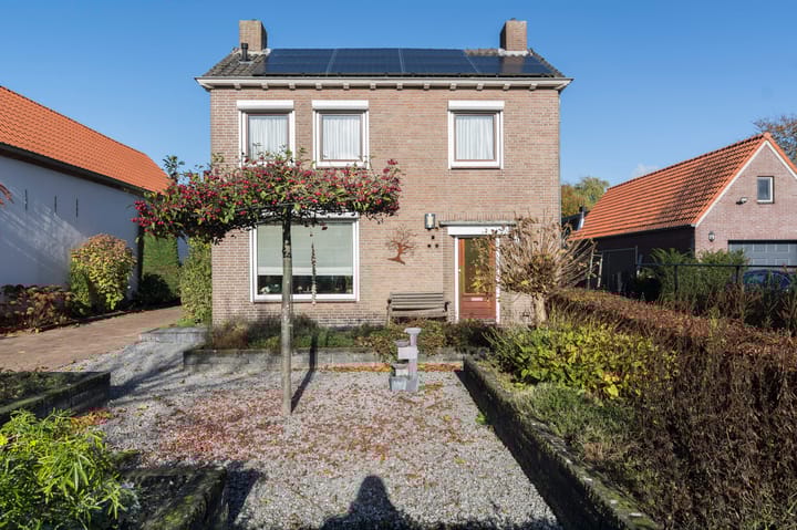 Photo 38 of Buijenstraat 19-A