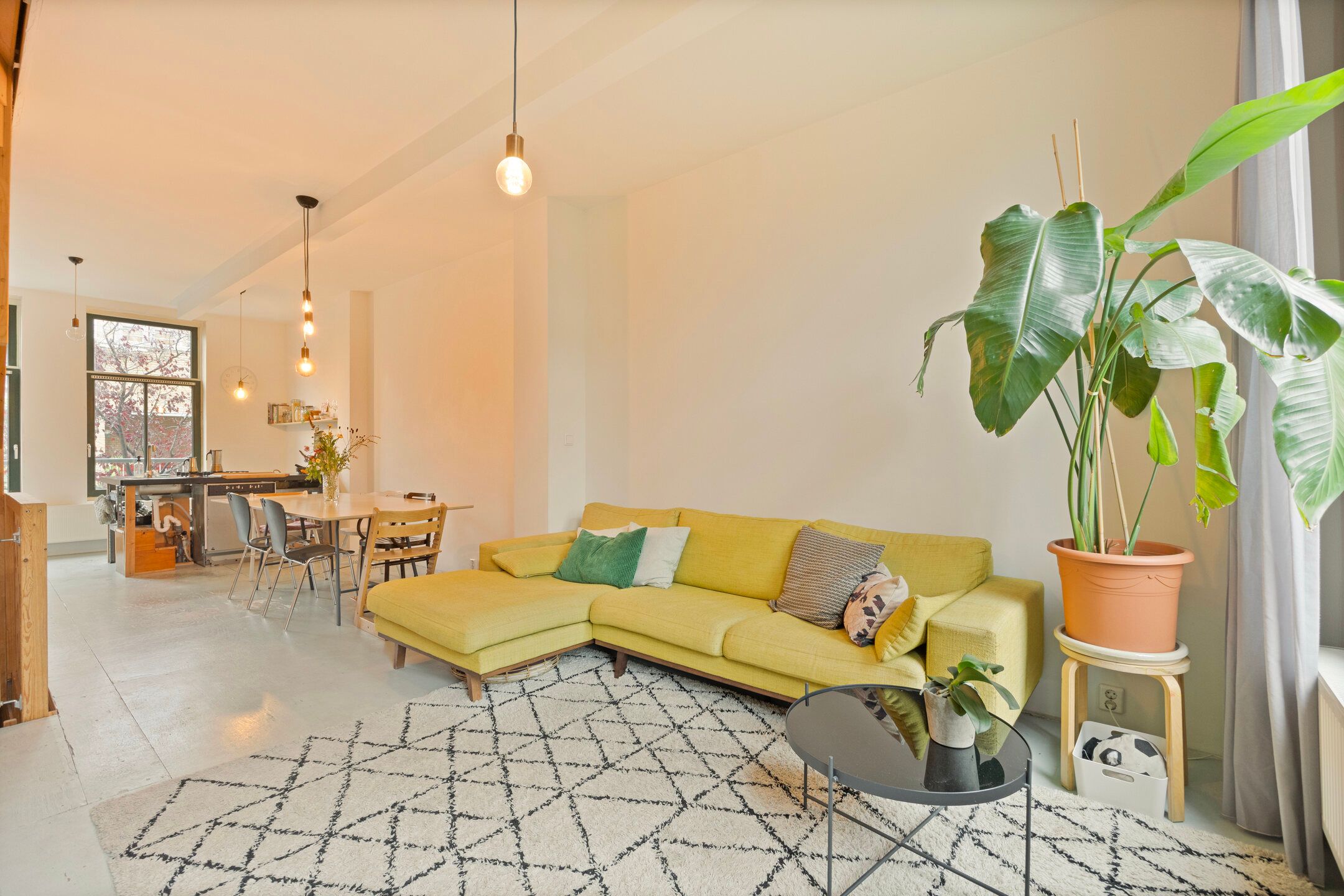 Foto 18 van Sint-Mariastraat 132-B