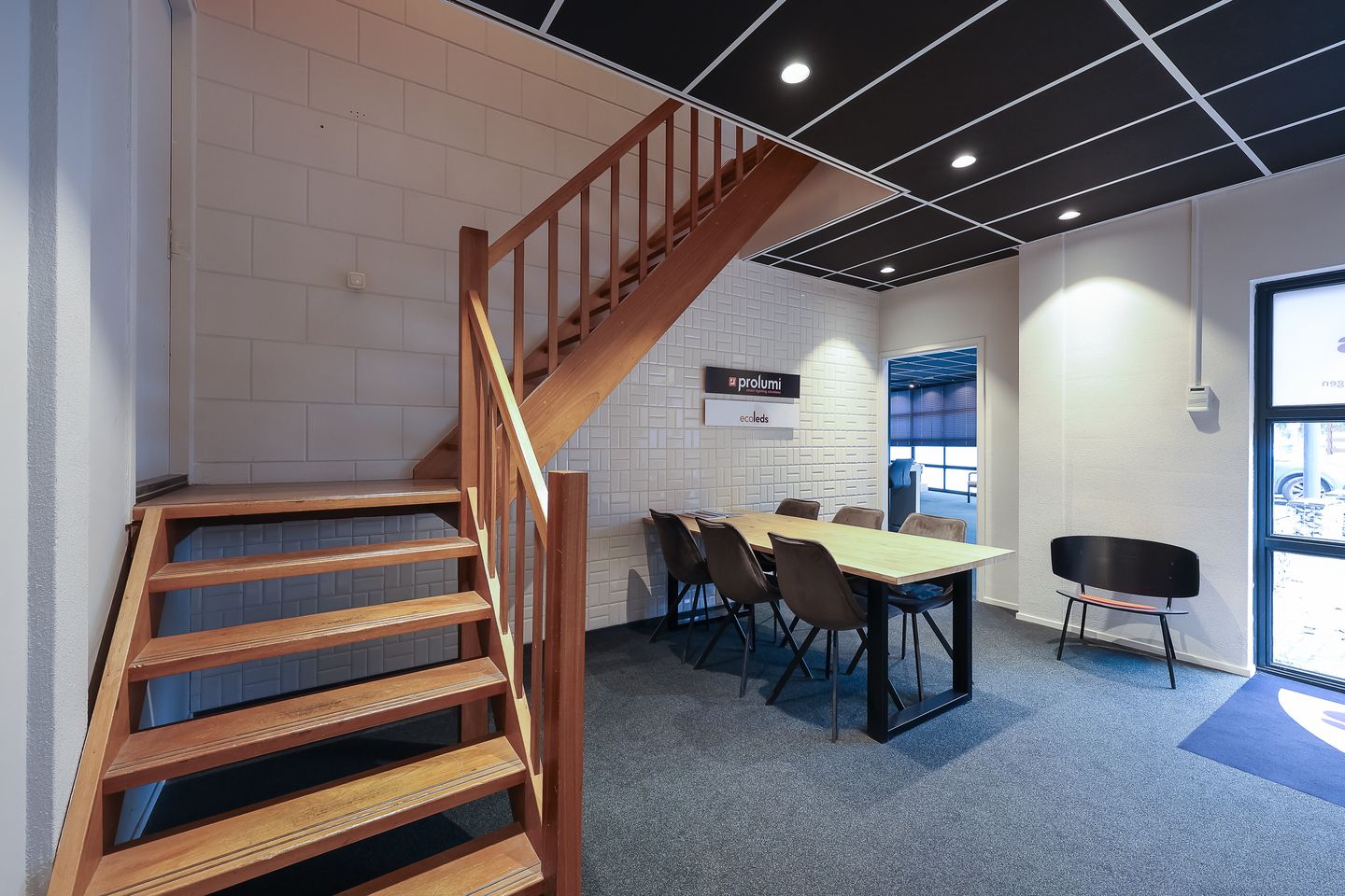 View photo 4 of Luzernestraat 9