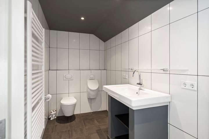 Photo 34 of Burgemeester Bloemersstraat 59