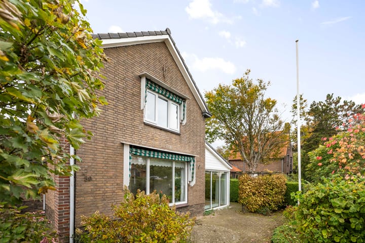 Photo 50 of Burgemeester Bloemersstraat 59