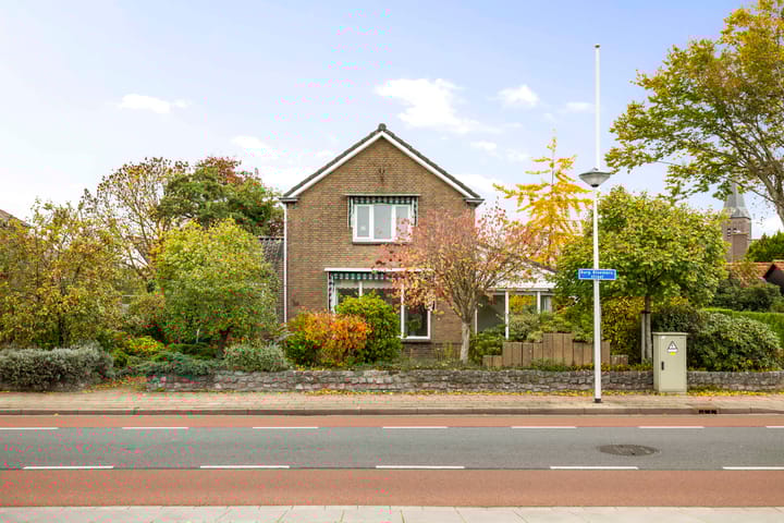 Photo 53 of Burgemeester Bloemersstraat 59