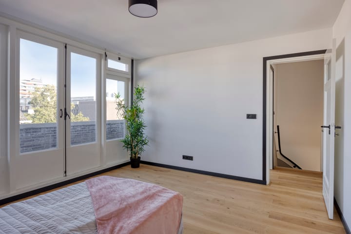 Foto 35 van Paetsstraat 25-C