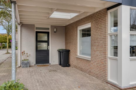 Zantakker 1 secondary image