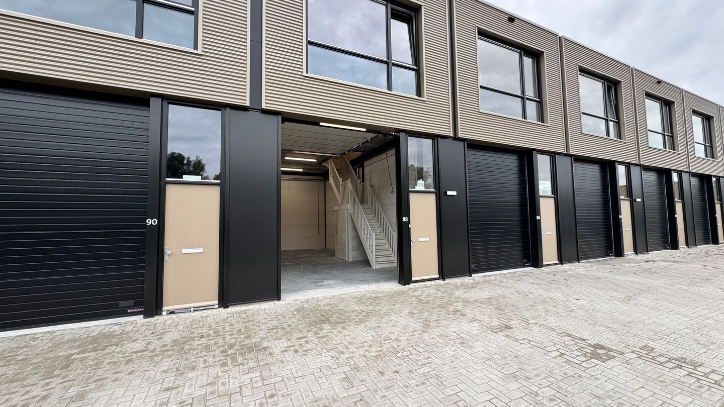 View photo 1 of John F. Kennedylaan 88