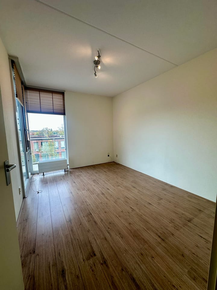 Photo 21 of Buys Ballotstraat 47