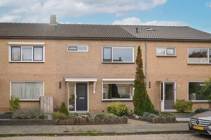 Foto 40 van Mandenmakersstraat 4