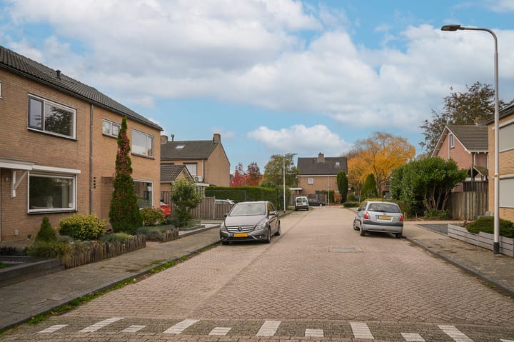 Foto 41 van Mandenmakersstraat 4