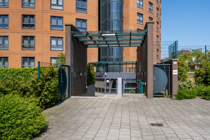 Photo 2 of Peter van Anrooylaan 167