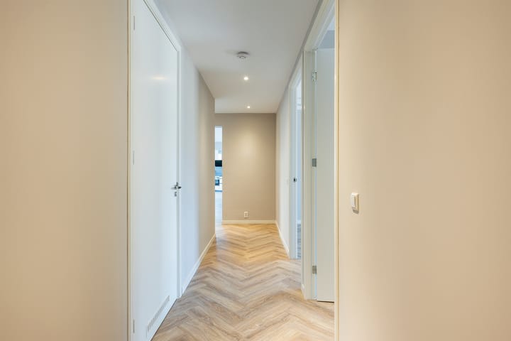 Photo 3 of Peter van Anrooylaan 167