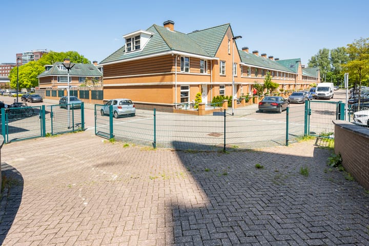 Photo 39 of Peter van Anrooylaan 167