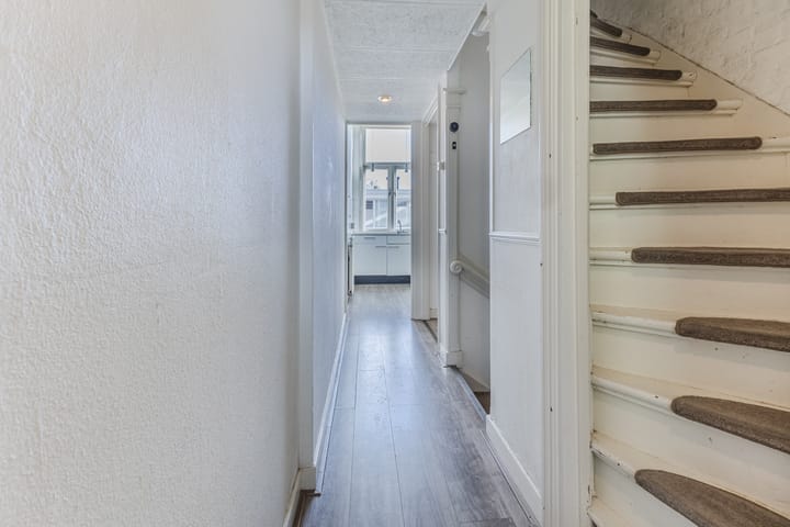 Photo 5 of Nieuwe Langendijk 19