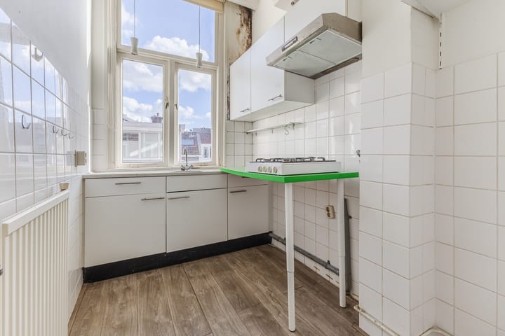 Photo 10 of Nieuwe Langendijk 19