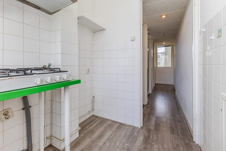 Photo 11 of Nieuwe Langendijk 19