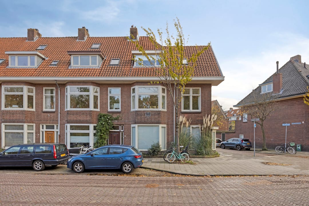 Foto 2 van Buys Ballotstraat 2-A