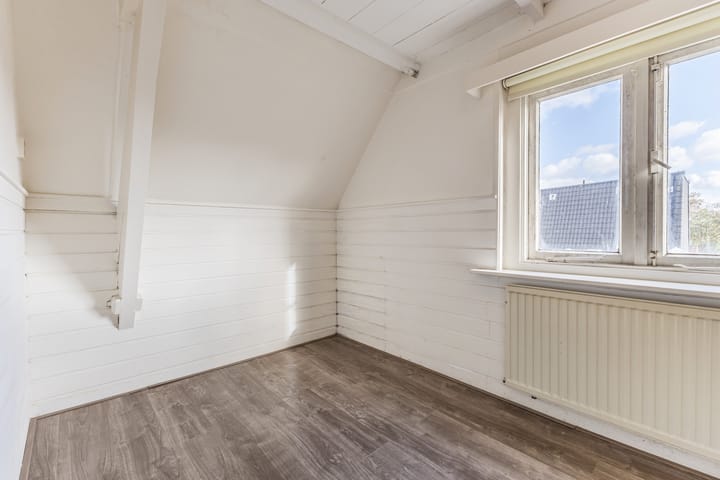 Photo 15 of Nieuwe Langendijk 19