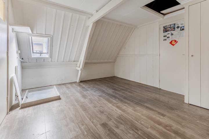 Photo 17 of Nieuwe Langendijk 19