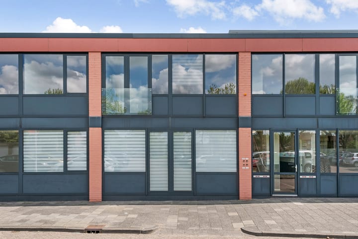 Photo 16 of Nicolaas Beetsplein 109-A