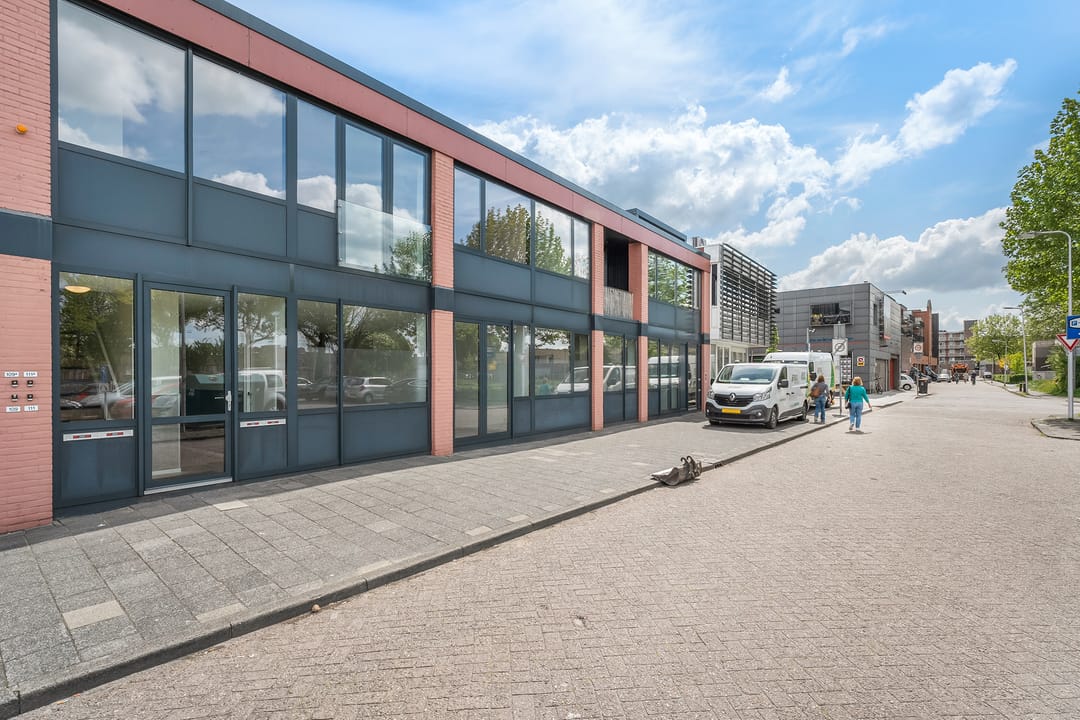 Photo 23 of Nicolaas Beetsplein 109-A