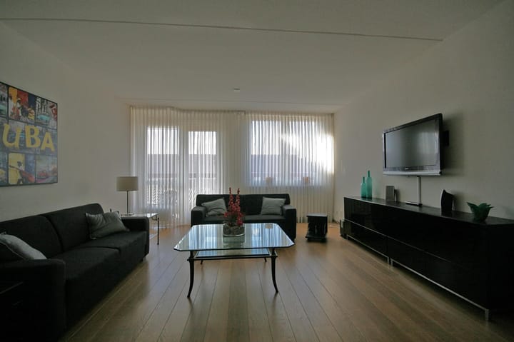 Photo 2 of Laan van Leidschenveen 223