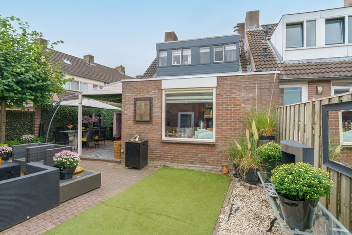 Photo 38 of Straatsburglaan 30