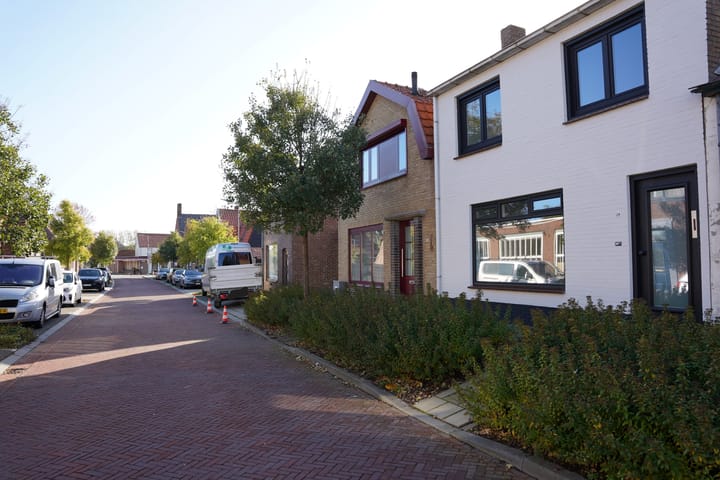 Foto 42 van Landstraat 28