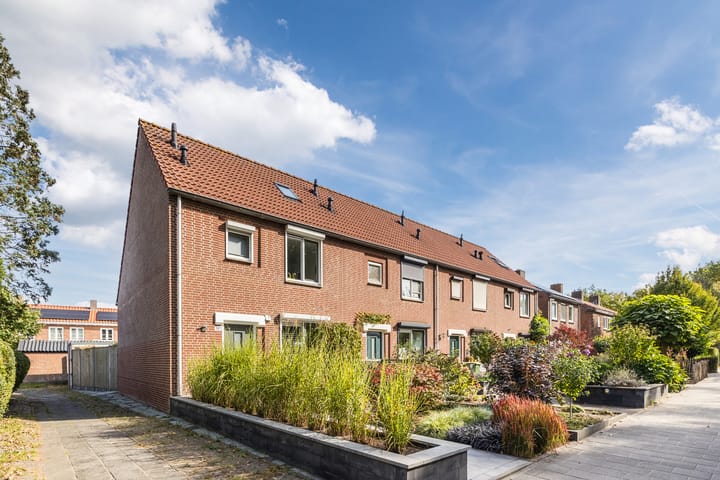 Photo 6 of Mastbosstraat 141