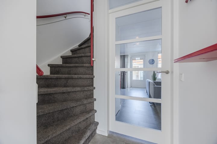 Photo 8 of Mastbosstraat 141