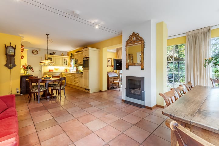 Foto 10 van Rozenlaantje 24