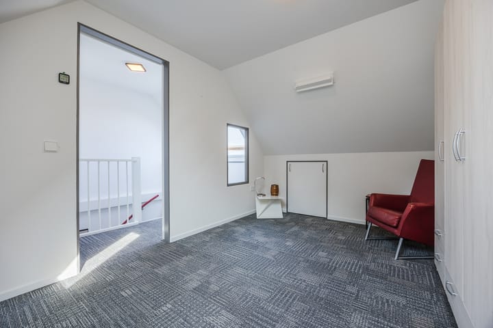 Photo 30 of Mastbosstraat 141