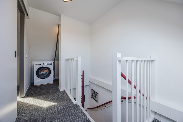 Photo 32 of Mastbosstraat 141