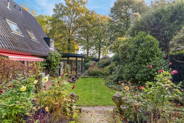 Foto 36 van Rozenlaantje 24